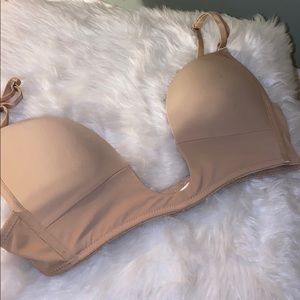 Nude Simply U Plunge Bralette